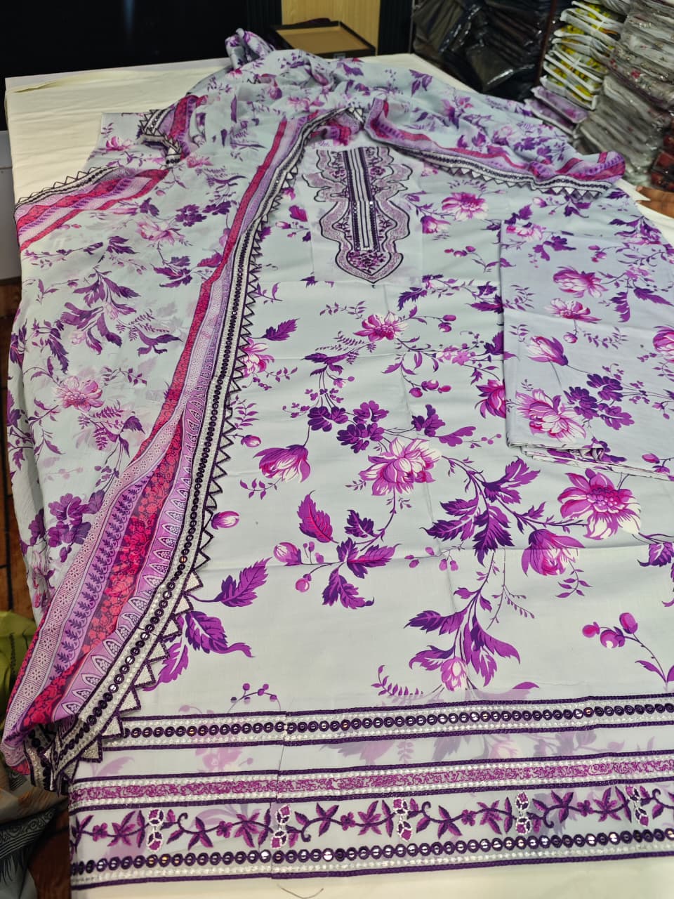 Aneela Lawn - Danish Cloth