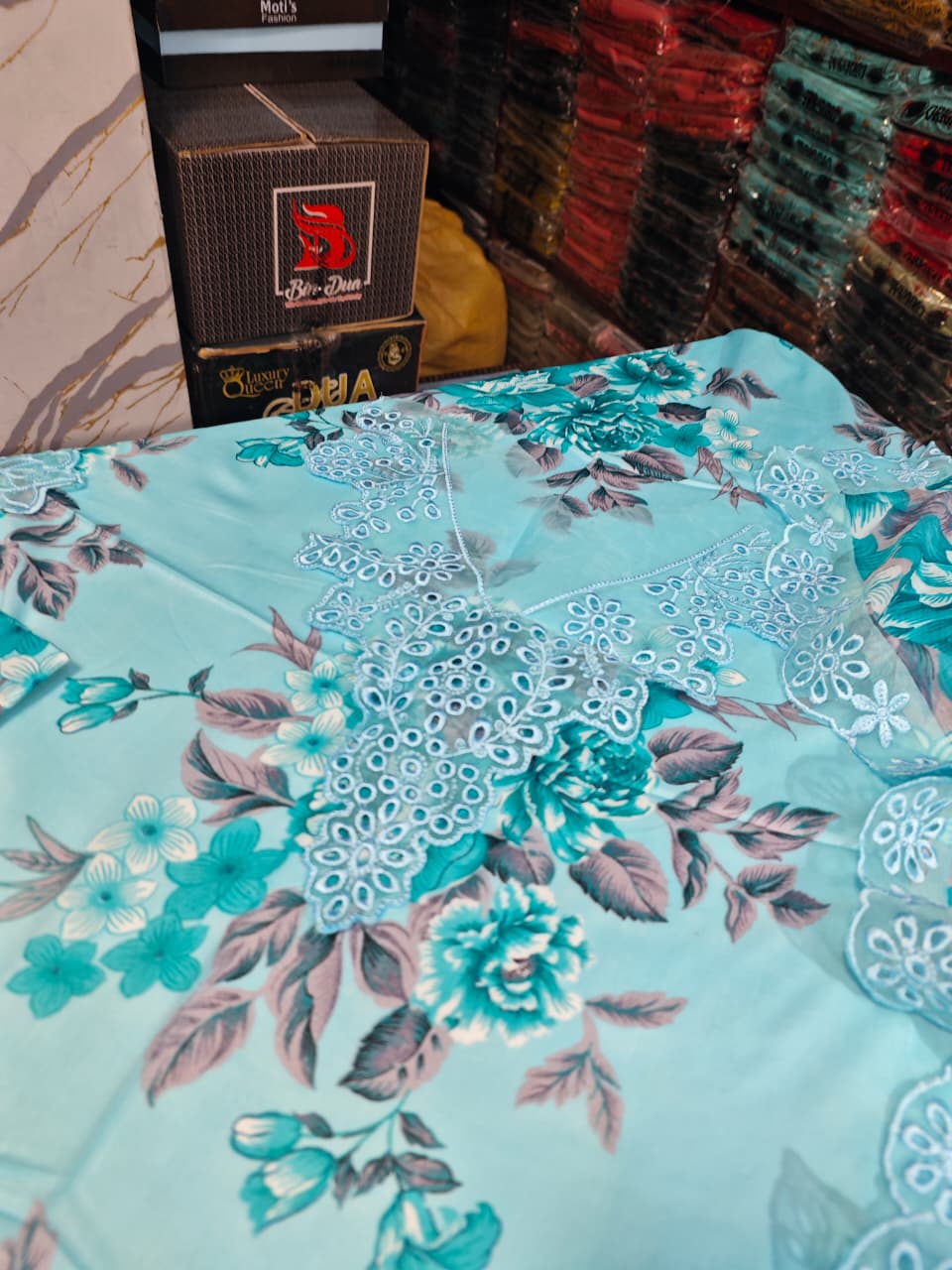 Iznik Eid Collection - Danish Cloth
