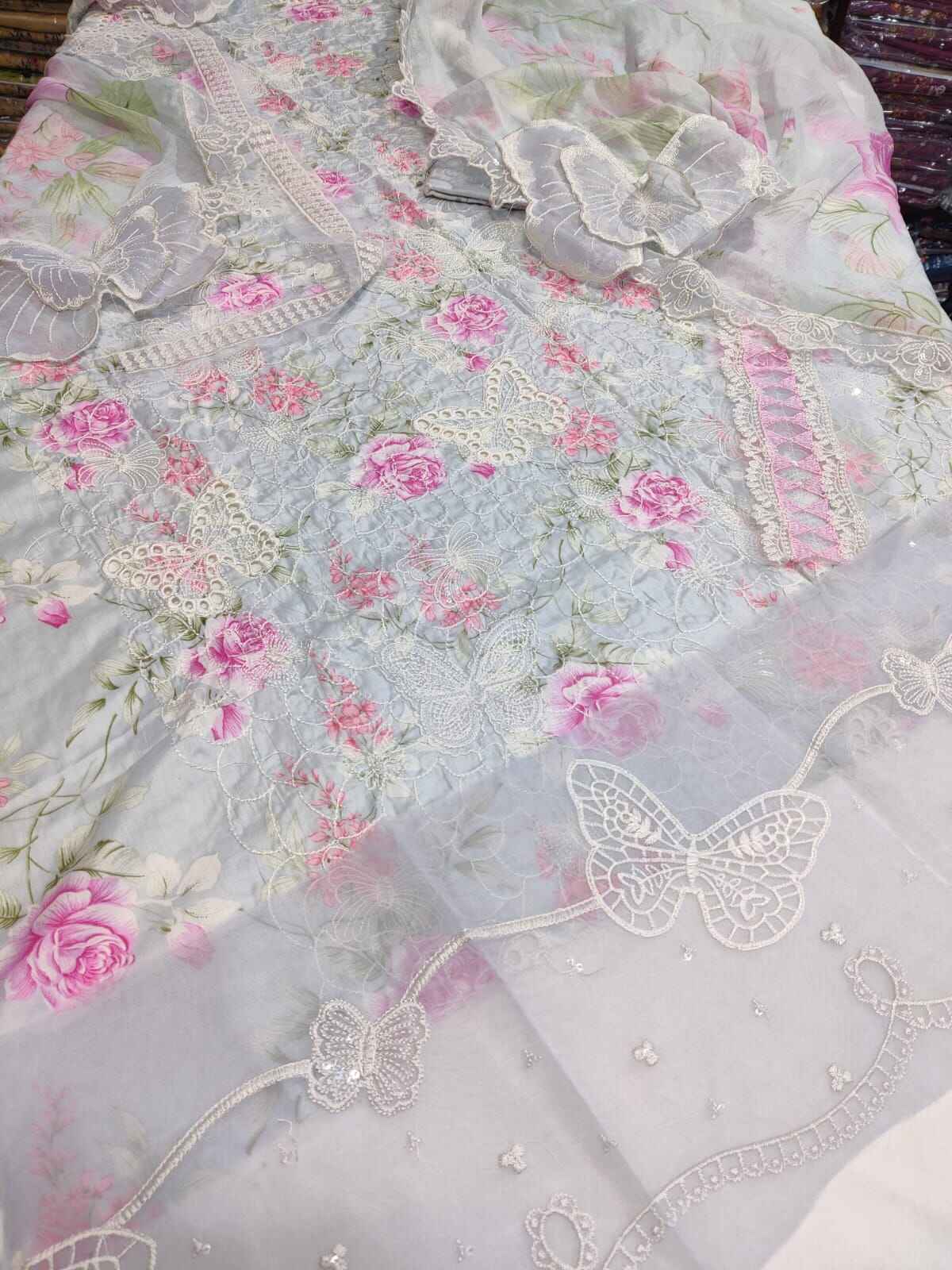 Danish Cloth Maria.b butterfly-themed dress with soft fabric and delicate butterfly print, perfect for stylish, comfortable wear.