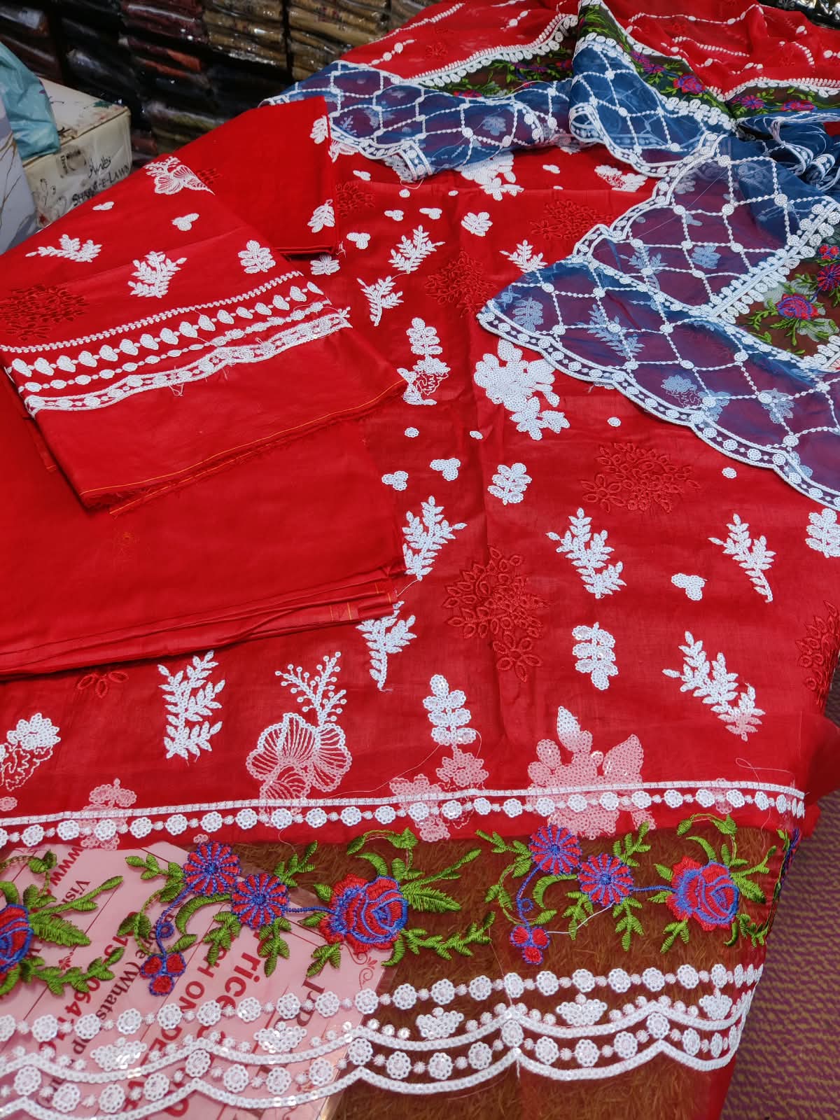 ZELBURY BUTI RED