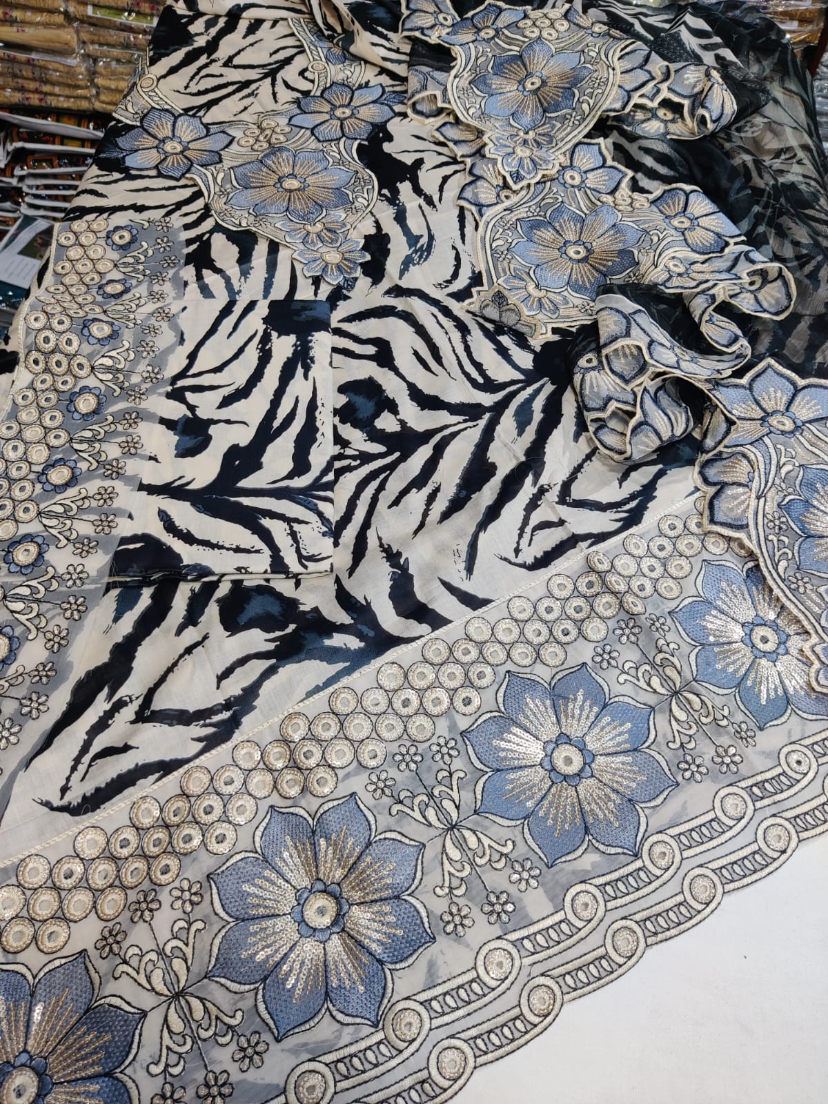 Baroque Dman tiger gray