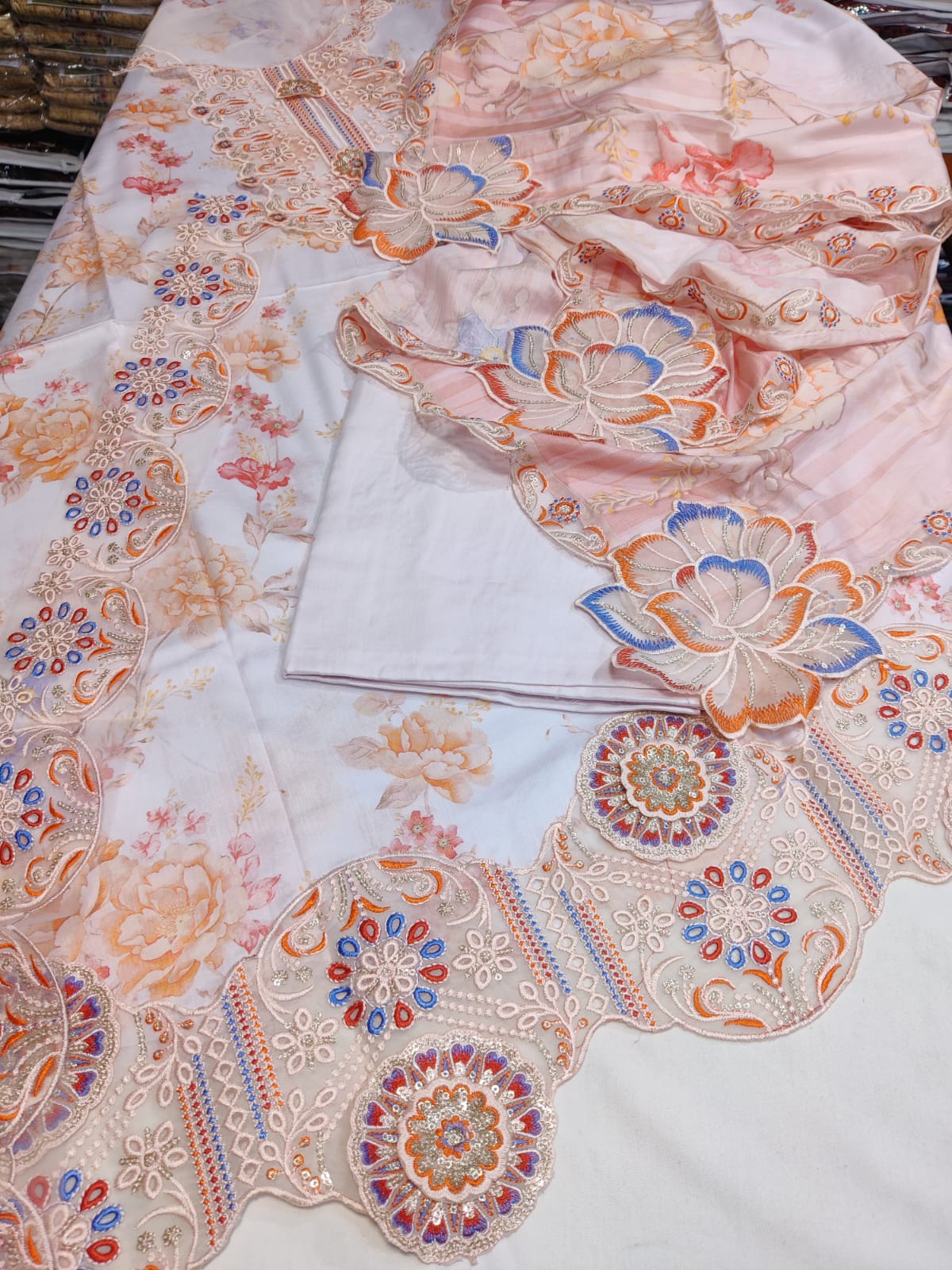 Agha lawn dupptta