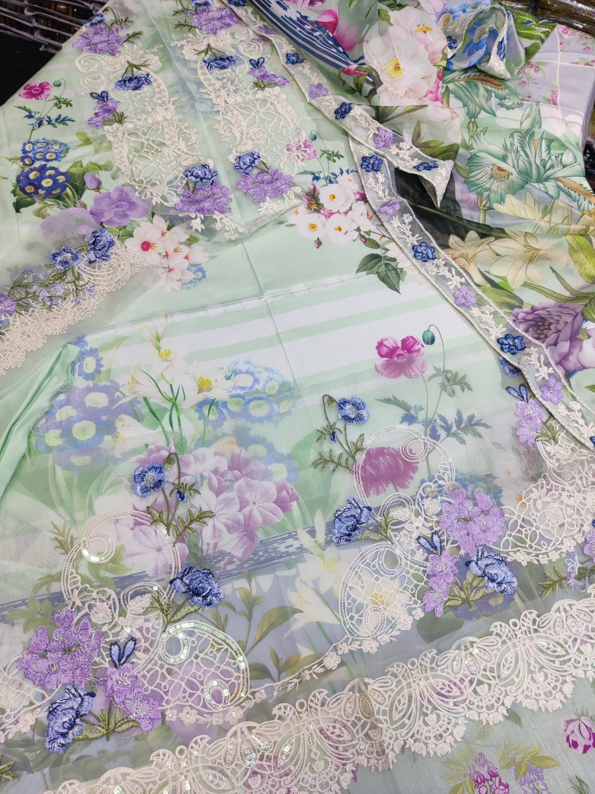 Elaf Silk